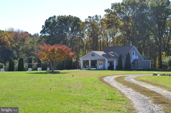 Colonial Beach, VA 22443,4296 LEEDSTOWN RD