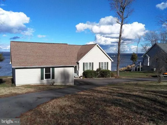 167 MONUMENT DR, Montross, VA 22520