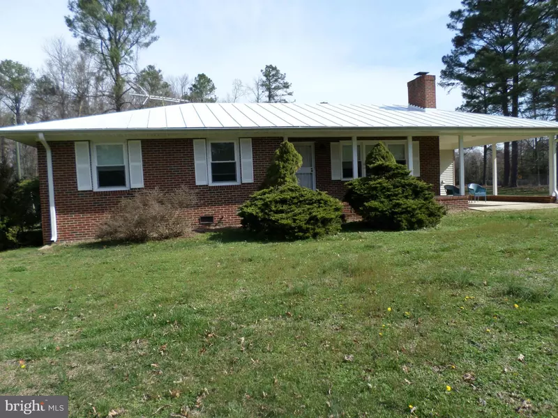 1738 FLAT IRON RD, Montross, VA 22520