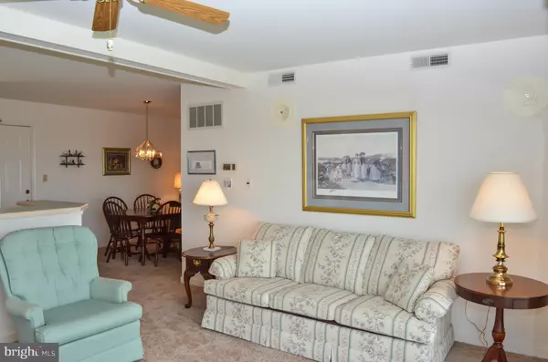 Colonial Beach, VA 22443,17 LINCOLN AVE #104