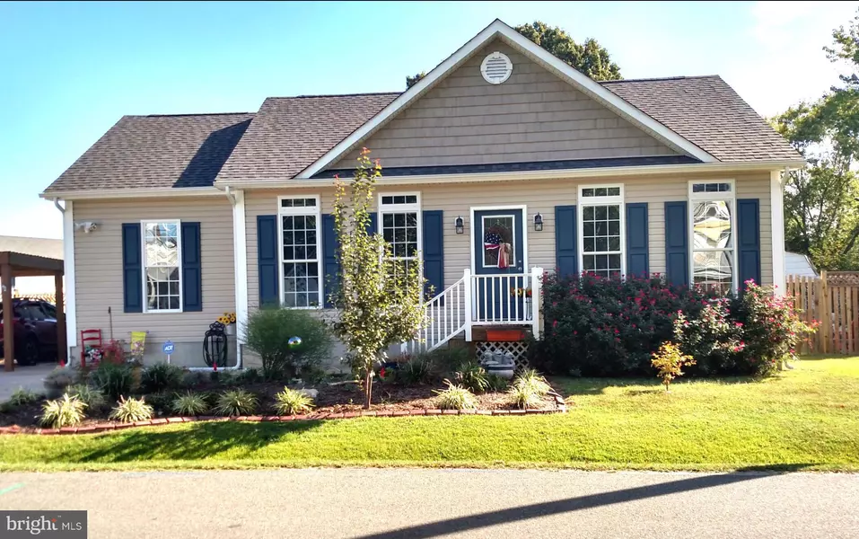 24 BANCROFT AVE, Colonial Beach, VA 22443