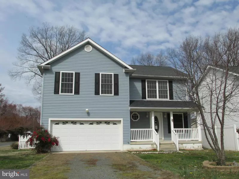 31 1ST ST, Colonial Beach, VA 22443