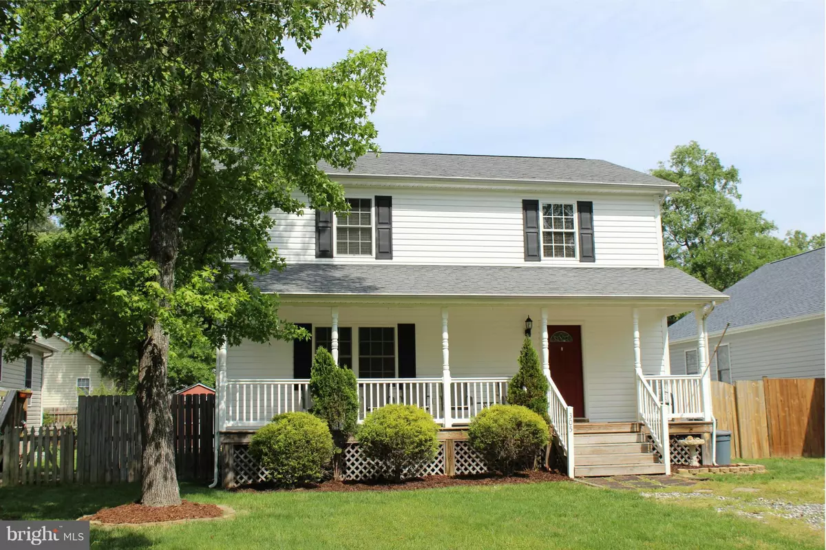 Colonial Beach, VA 22443,305 6TH ST