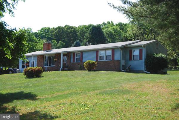 2445 SNYDERSBURG RD, Hampstead, MD 21074