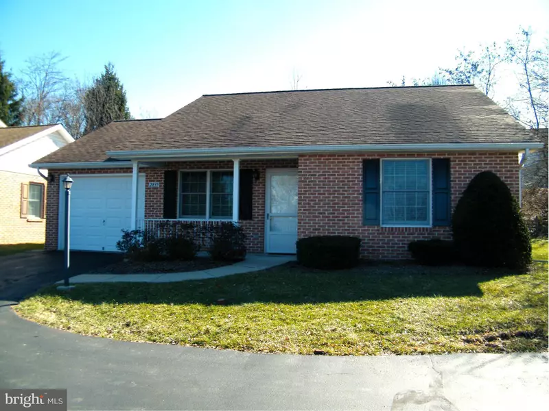 2835 CARLISLE DR #8, New Windsor, MD 21776