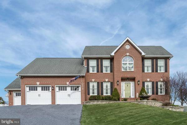 655 GOLDEN DR, Westminster, MD 21157