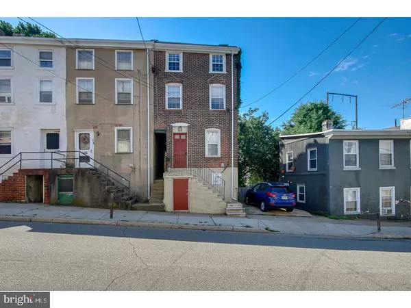 141 FOUNTAIN ST, Philadelphia, PA 19127