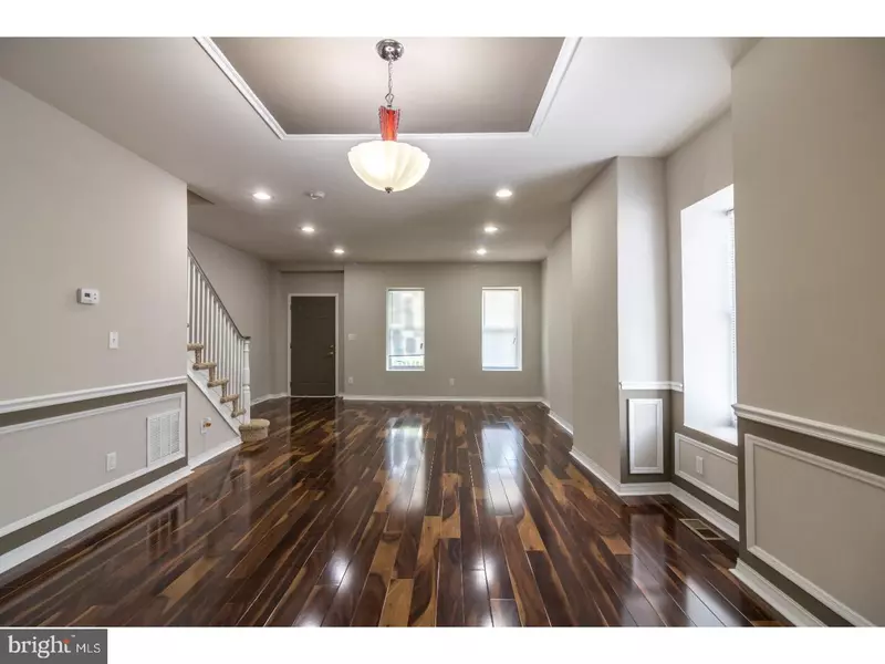 431 E WOODLAWN ST, Philadelphia, PA 19144