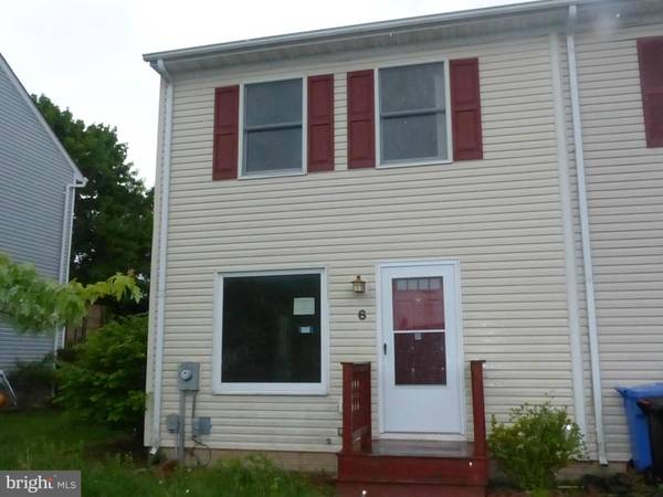 6 COURTLAND ST, Taneytown, MD 21787