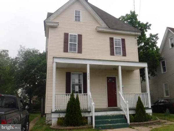 729 BILLINGS AVE, Paulsboro, NJ 08066