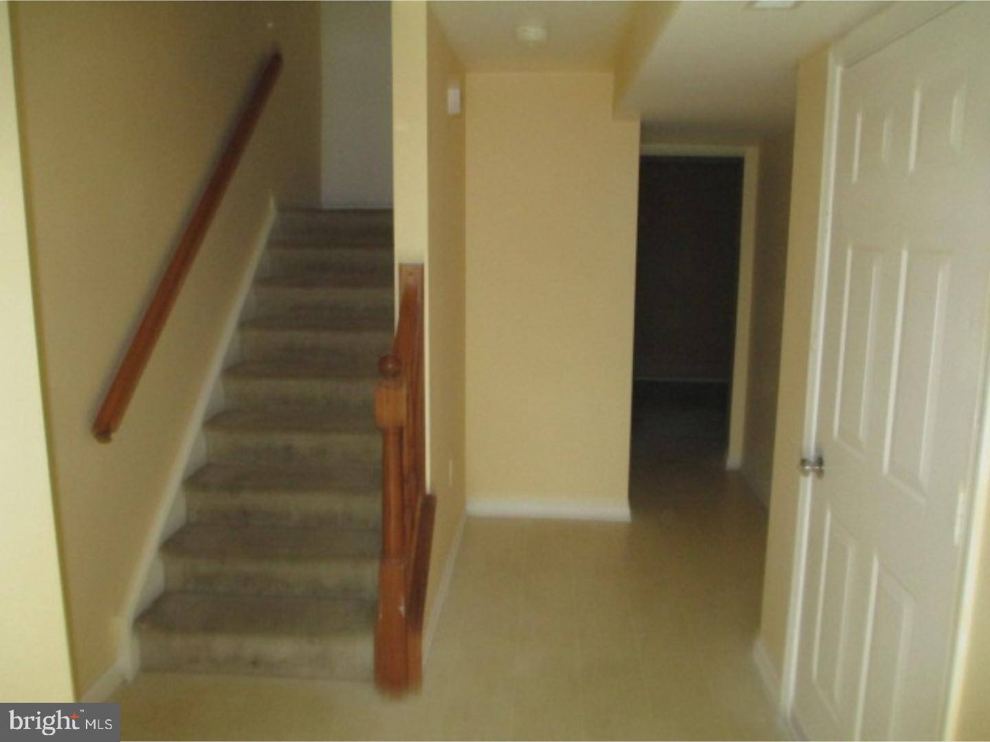 Newark, DE 19702,144 VERSAILLES CT