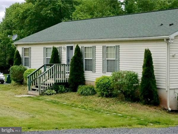 1721 E MAIN ST, Douglassville, PA 19518