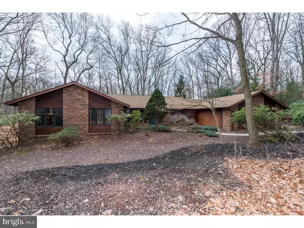 Reading, PA 19607,15 PINE RIDGE LN