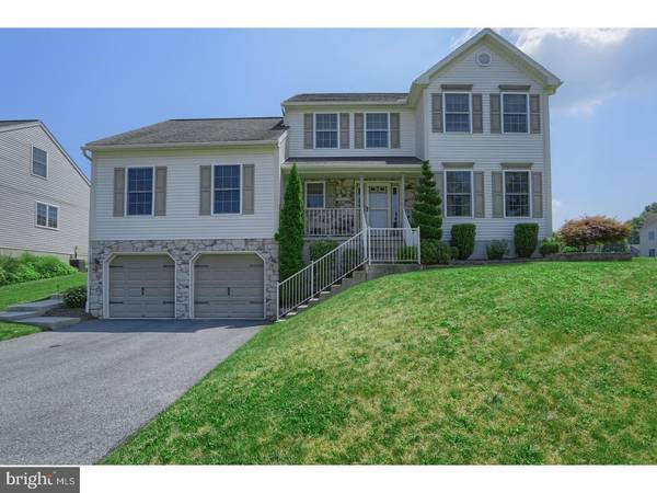 425 SENSEN RD, Wernersville, PA 19565