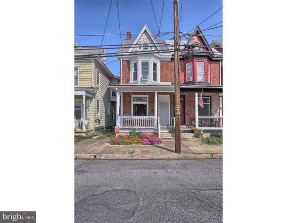 129 W WASHINGTON ST, Fleetwood, PA 19522