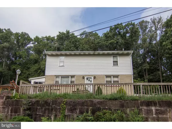 32 MINOTTO LN, Douglassville, PA 19518