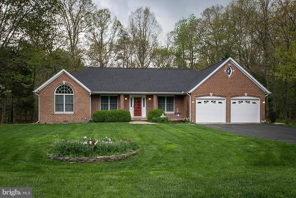 Waldorf, MD 20603,8807 COTTONGRASS ST