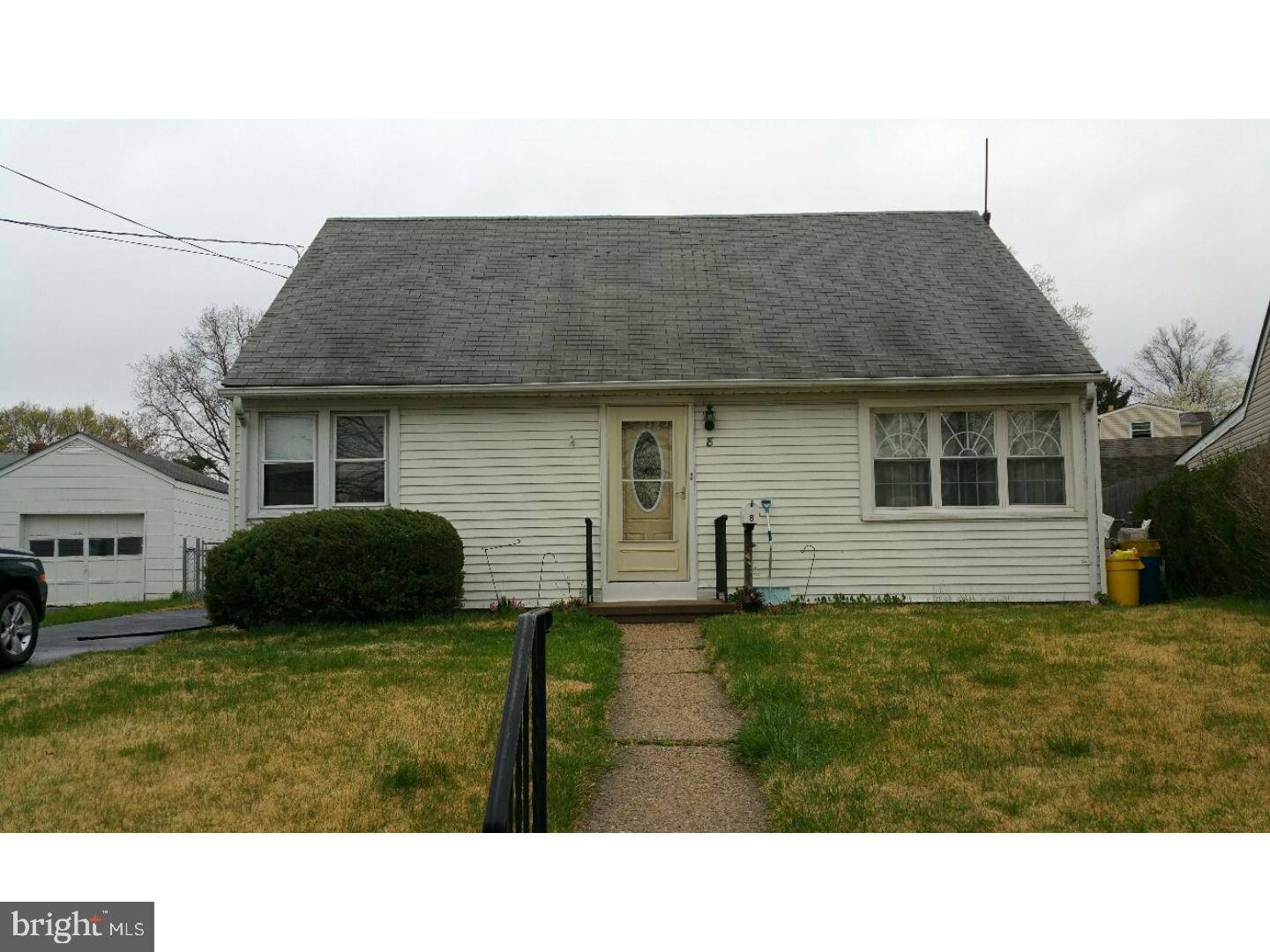 8 MILLARD TER, Ewing, NJ 08638