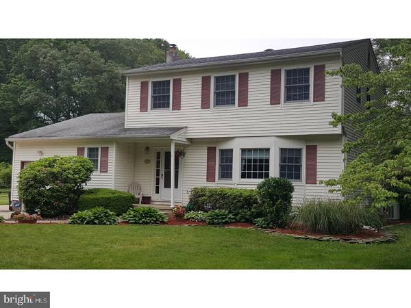 11 ELM DR, East Windsor, NJ 08520