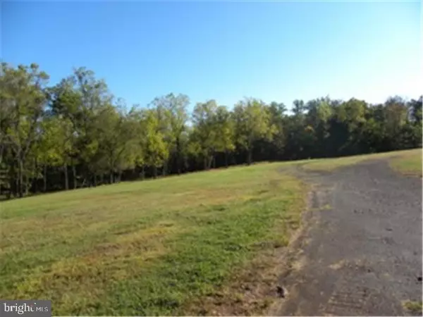 Upper Makefield, PA 18940,414 W BROWNSBURG RD