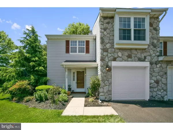 330 INDEPENDENCE DR, Holland, PA 18966