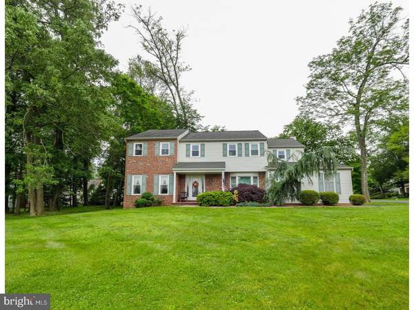 2102 MONTICELLO DR, Jamison, PA 18929