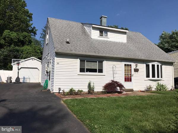 690 CARLISLE DR, Morrisville, PA 19067