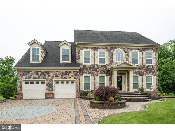 1424 BERKSHIRE DR, Bensalem, PA 19020