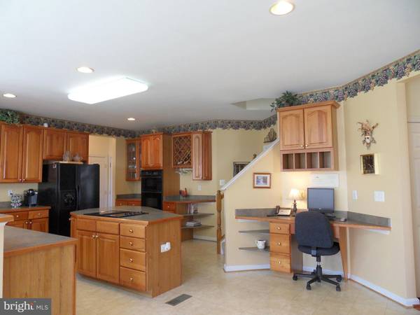 Waldorf, MD 20603,2254 RAVENNA CT