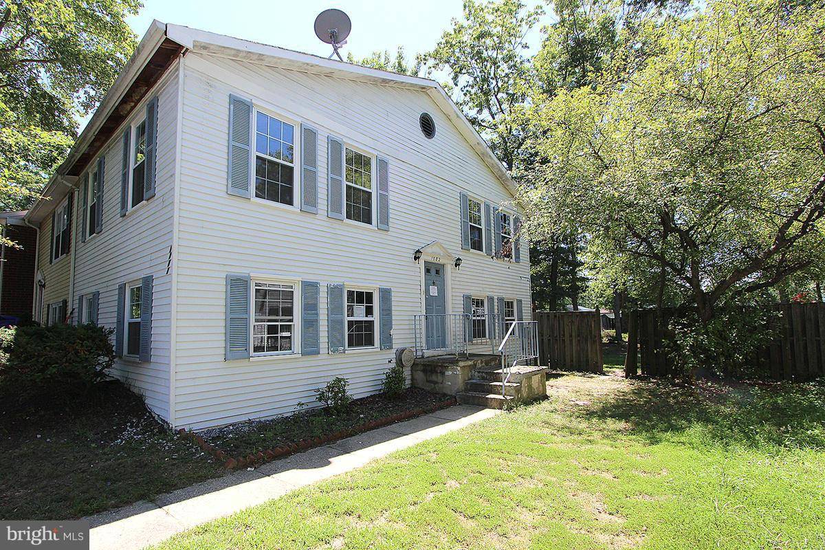 Waldorf, MD 20602,1082 DORSET DR