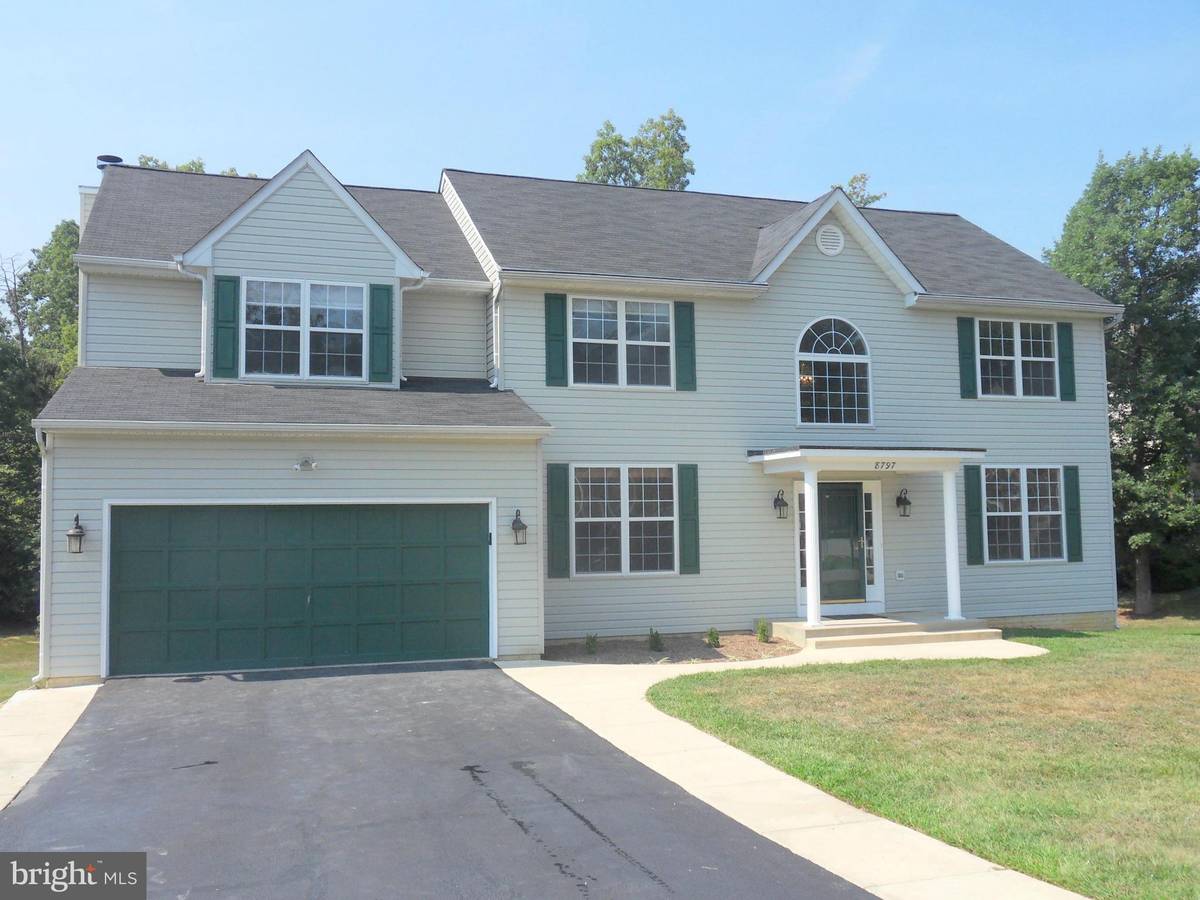 Waldorf, MD 20603,8797 COTTONGRASS ST