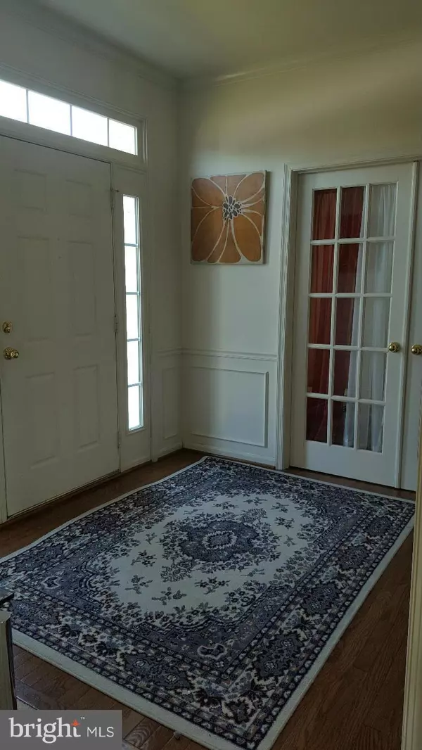 White Plains, MD 20695,4796 BALMORAL ST