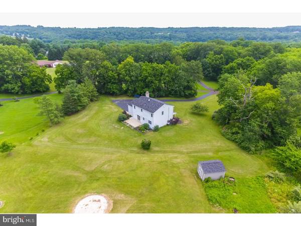 Perkiomenville, PA 18074,2 MEADOW LN