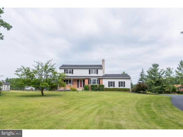 Perkiomenville, PA 18074,2 MEADOW LN