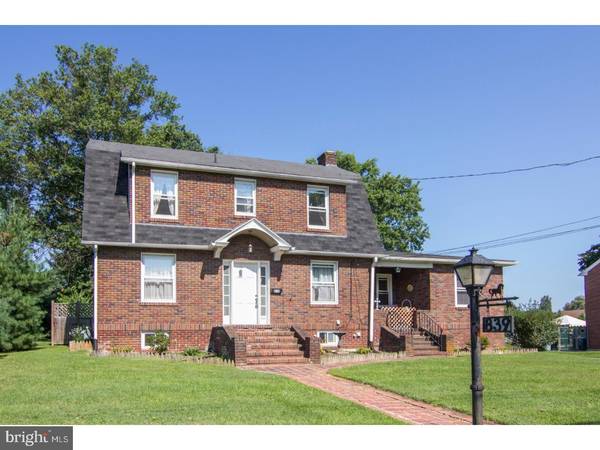 839 WALNUT ST, Royersford, PA 19468