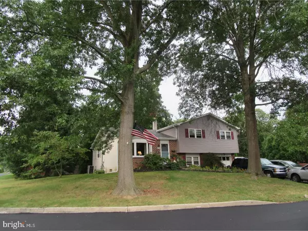 2837 OMEGA PL, Abington, PA 19001