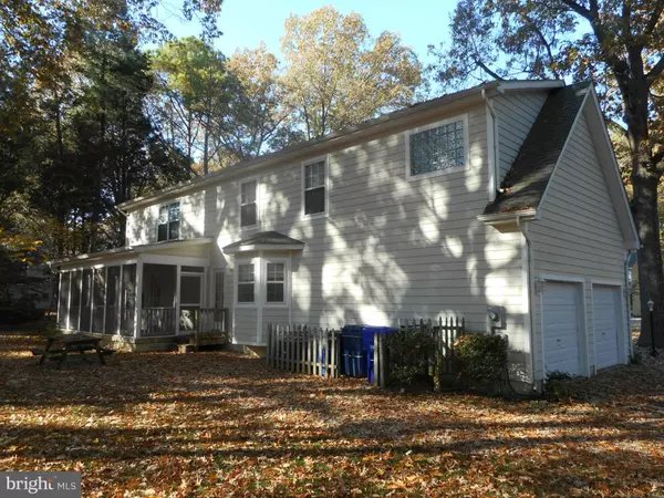 Swan Point, MD 20645,11535 HONEYSUCKLE CT