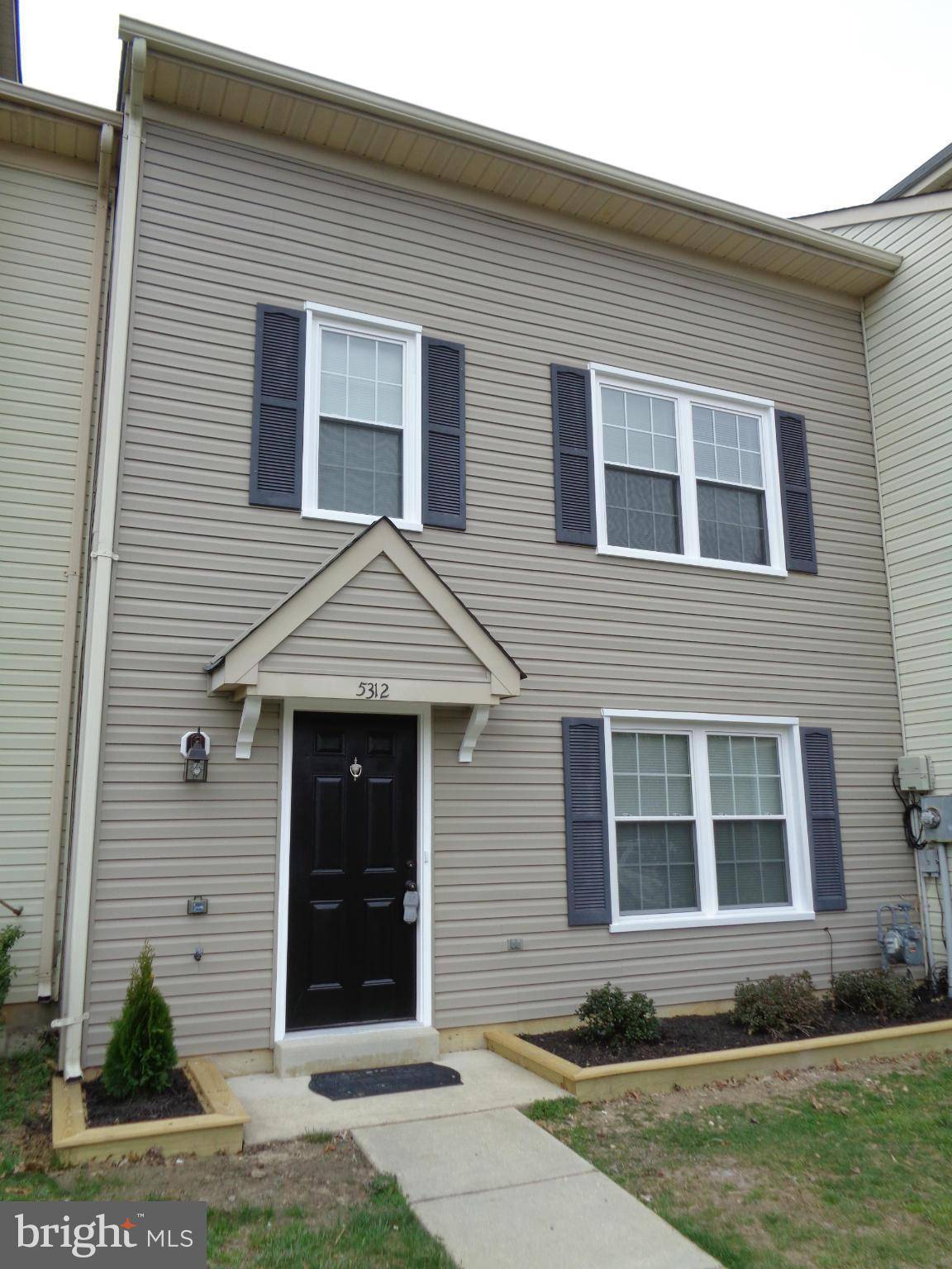 Waldorf, MD 20603,5312 HALIBUT PL