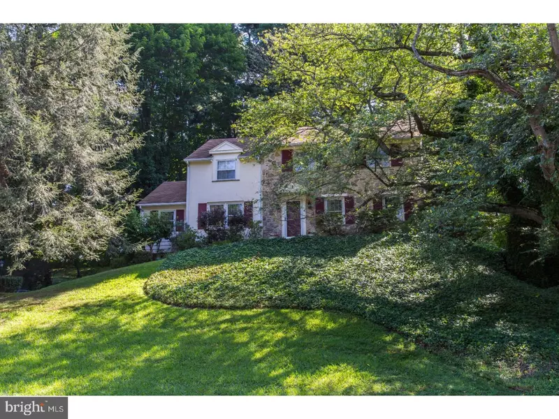 8 OAK KNOLL DR, Wallingford, PA 19086