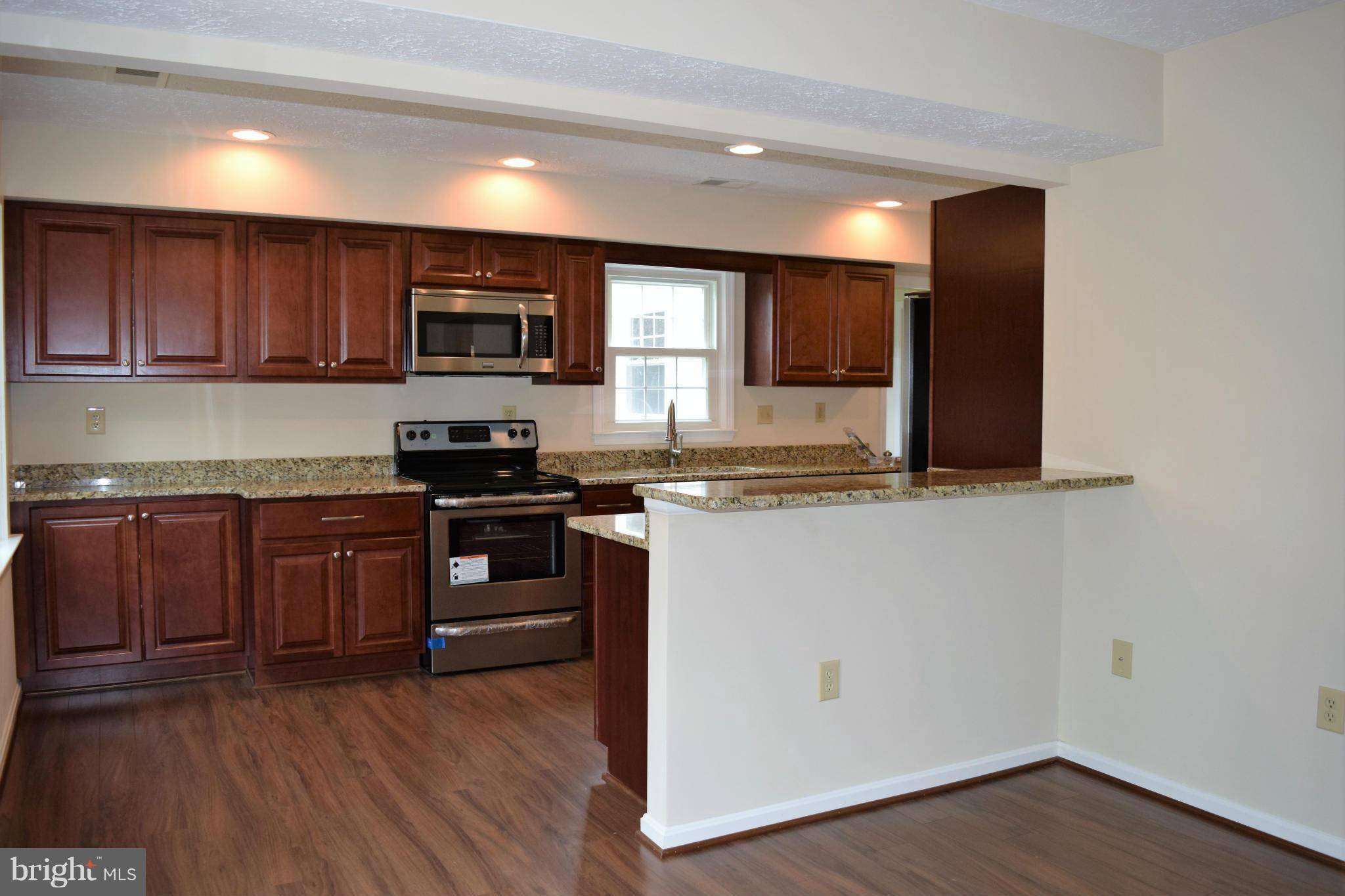 Waldorf, MD 20603,6821 JACKRABBIT CT