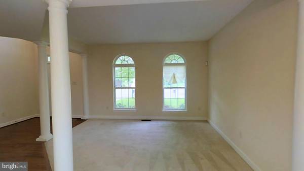 Waldorf, MD 20602,4935 CORONADO CT