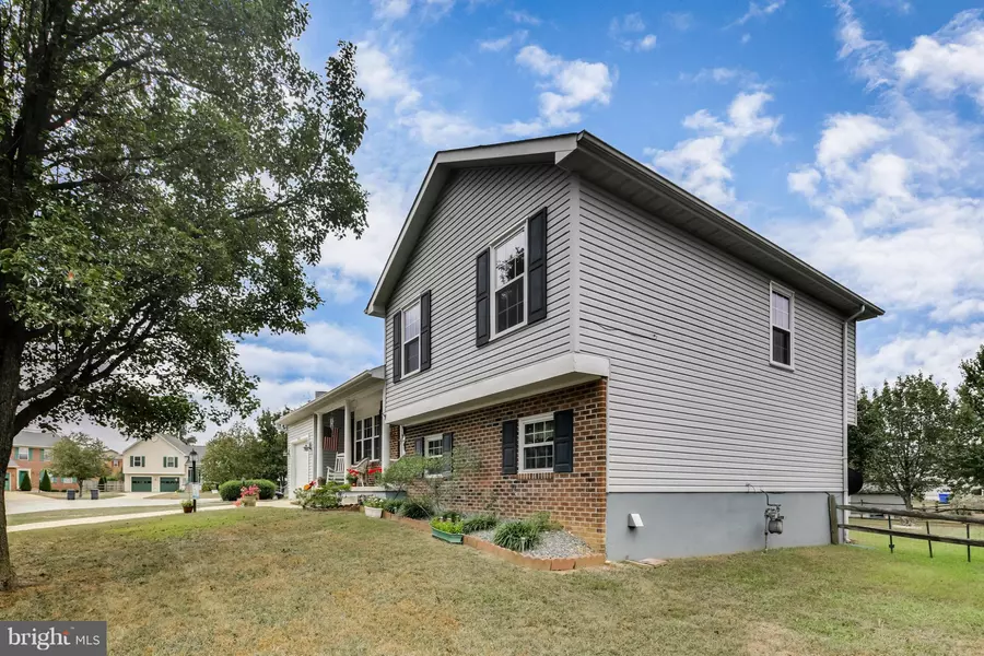 5605 NEEDLEFISH CT, Waldorf, MD 20603