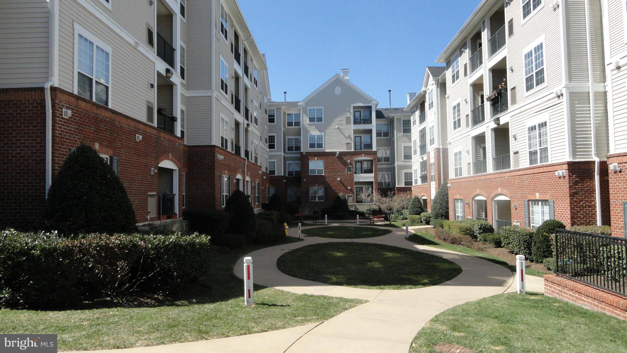 4852 EISENHOWER AVE #237, Alexandria, VA 22304