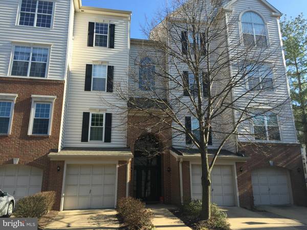 2323 HENSHAW PL #303, Alexandria, VA 22311