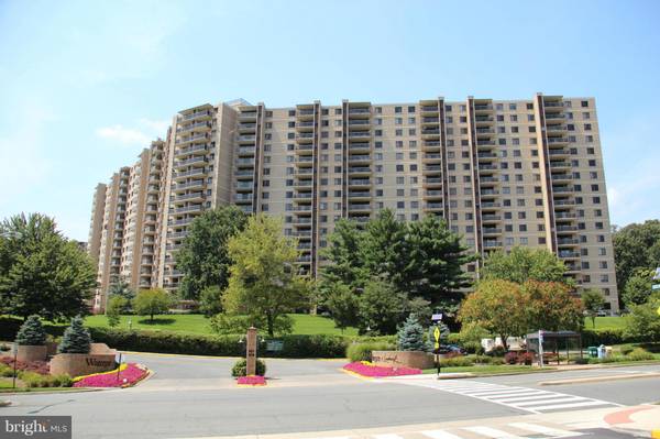 205 YOAKUM PKWY #211, Alexandria, VA 22304