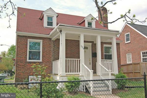 129 EAST WALNUT ST, Alexandria, VA 22301