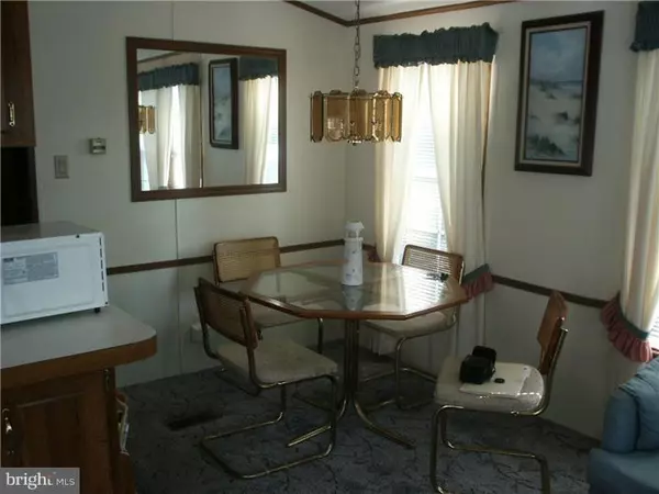 Cape May C.h., NJ 08210,206 STAGECOACH RD #39