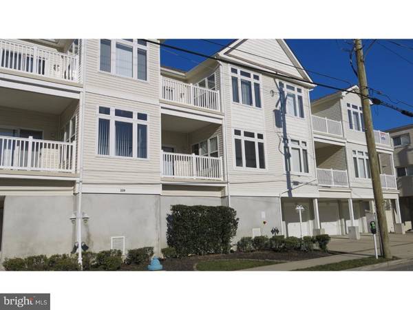 229 E PINE AVE #102 #102, Wildwood, NJ 08260