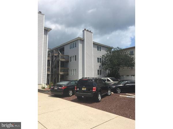 115 40TH ST #4F, Sea Isle City, NJ 08243