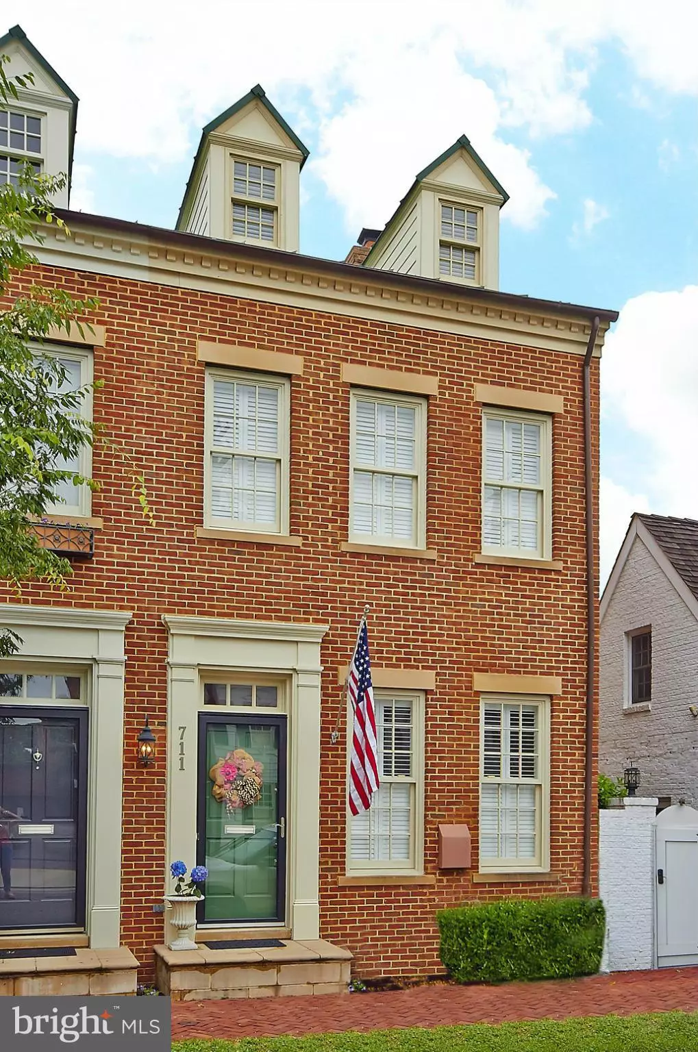 Alexandria, VA 22314,711 GIBBON ST